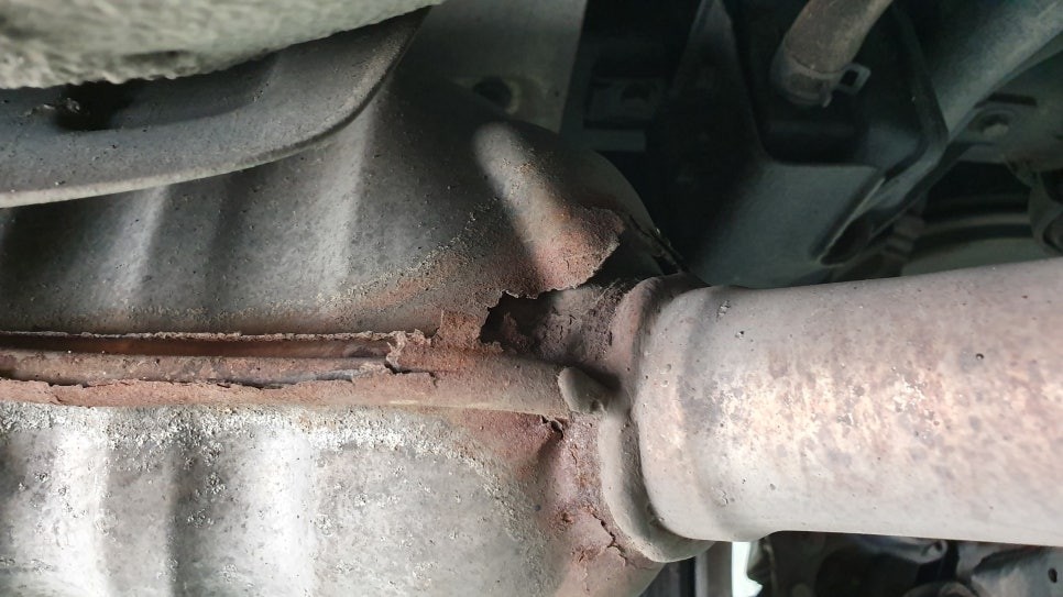 i40 셀프정비 TTC우레탄 완충기 장착으로 차고쳐짐과 주행감향상하기 킥스PAO1 0W30엔진오일교환 / 고양, 일산, 파주, 은평