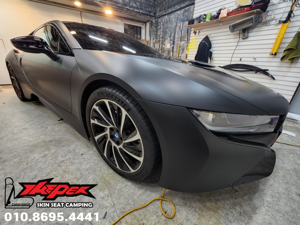BMW I8 무광블랙 전체랩핑 / 블루 포인트랩핑 / 카스킨 / 카인테리어 / 카시트 / 카커스텀 전문 더퍼 THEPER / 중랑구, 동대문, 광진구, 성동구