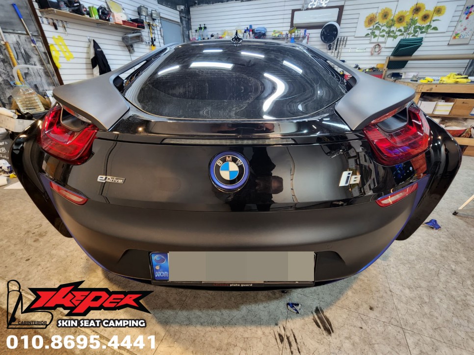 BMW I8 무광블랙 전체랩핑 / 블루 포인트랩핑 / 카스킨 / 카인테리어 / 카시트 / 카커스텀 전문 더퍼 THEPER / 중랑구, 동대문, 광진구, 성동구