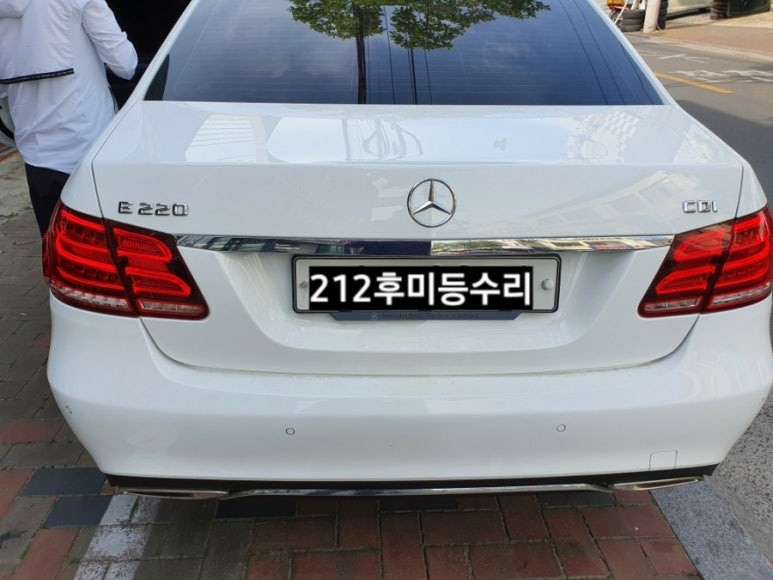 벤츠E클래스 W212후미등수리 E220 E250 E300 E350미등수리 / 대구, 구미