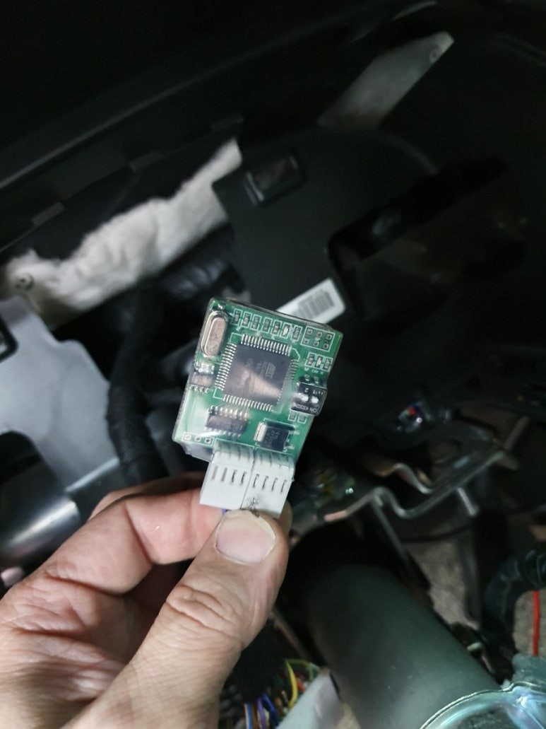 대구YF소나타열선핸들,YF패들쉬프트,YF크루즈컨트롤,YF뮤트개조,YF크루즈계기판활성캔보드시공 / 대구, 구미