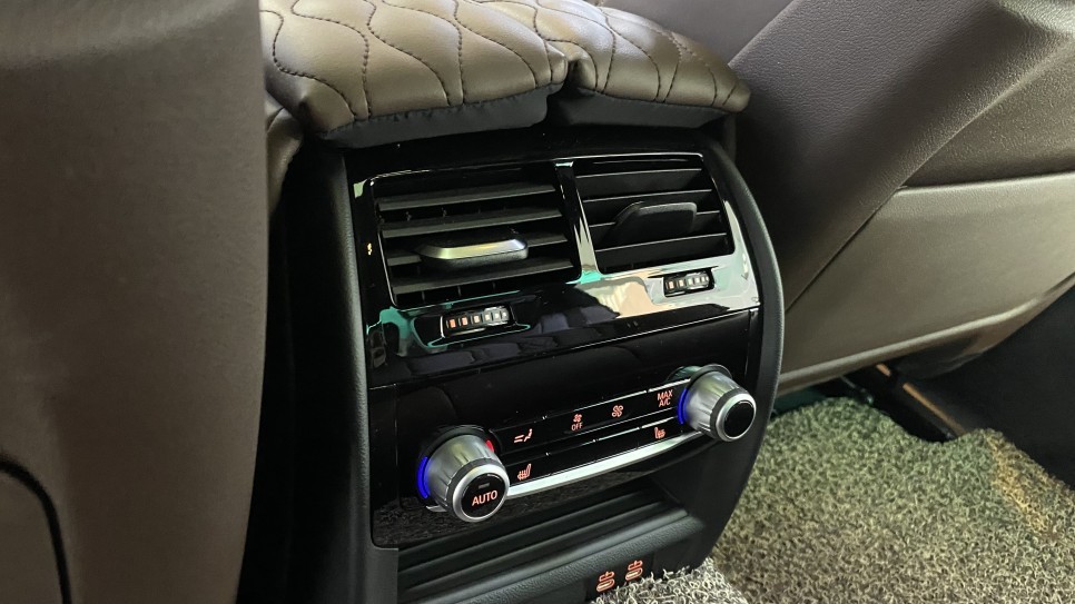 BMW G30 실내랩핑