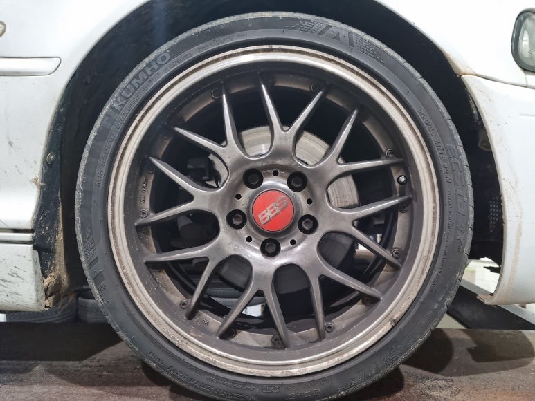 BMW E46 325i 쿠페 하이퍼 블랙 휠 복원 미쉐린 PS5 타이어 교체