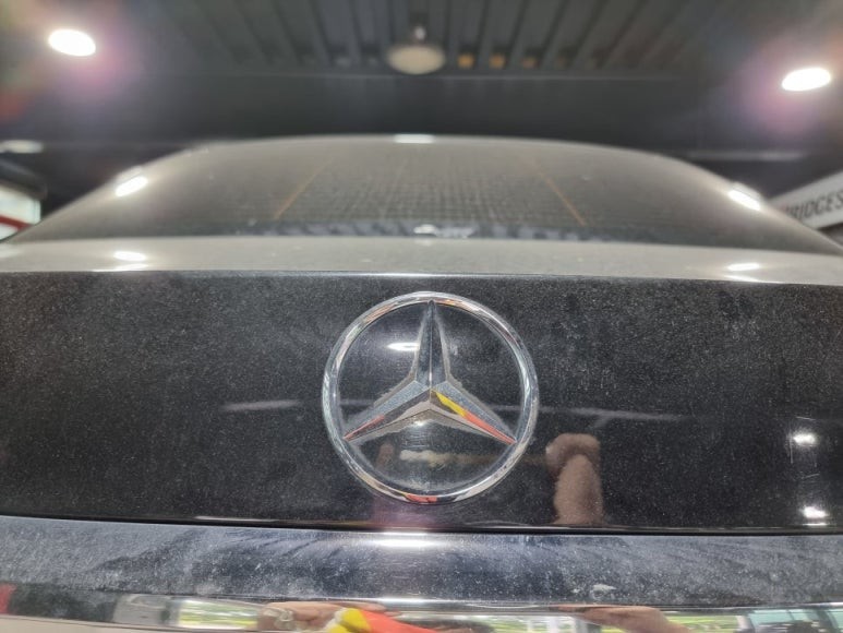 오류동 벤츠 E클래스 E300 (245/45R18)-경제적인 연비효율과 고속주행안정성까지 뛰어난 고성능사계절타이어, 미쉐린 크로스클라이밋2 / 서울 구로, 양천, 동작, 관악, 영등포, 부천, 안양