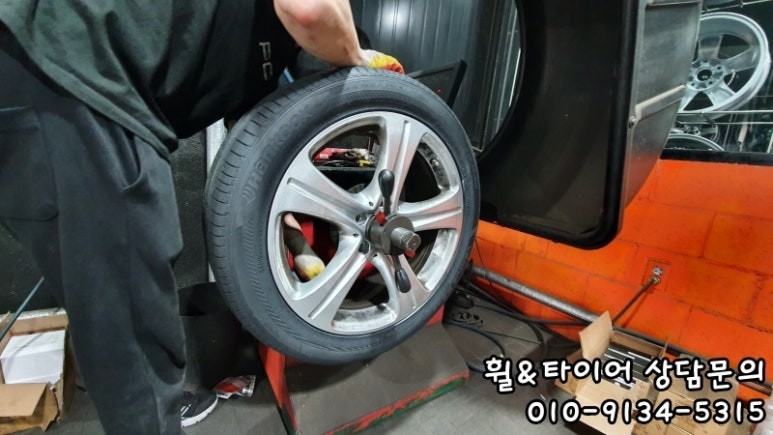 E클래스에 추천드리는 컴포트타이어 한국 벤투스 S2AS 245/45R18 가양동 등촌동 양평동 타이어스토리에서 / 서울 구로, 양천, 동작, 관악, 영등포, 부천, 안양
