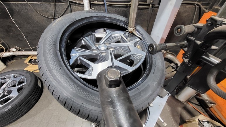 가리봉동 현대 팰리세이드 (245/50R20)-완변한 핸들링, 편안한 승차감, 뛰어난 정숙성까지 자랑하는 SUV 사계절용 한국타이어 다이나프로 프리미엄 컴포트 HPX / 서울 구로, 양천, 동작, 관악, 영등포, 부천, 안양