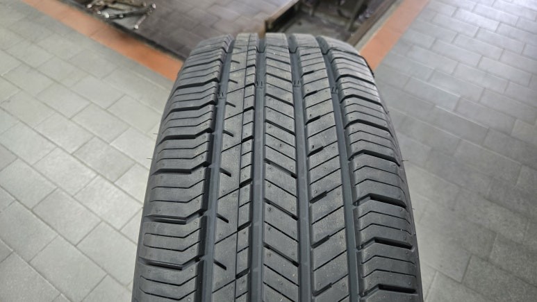 온수동 재규어 F-페이스 (255/60R18)-고속주행안정성, 정숙성,긴마모수명, 가성비까지 뛰어난 한국타이어 다이나프로 컴포트 HL3 / 서울 구로, 양천, 동작, 관악, 영등포, 부천, 안양