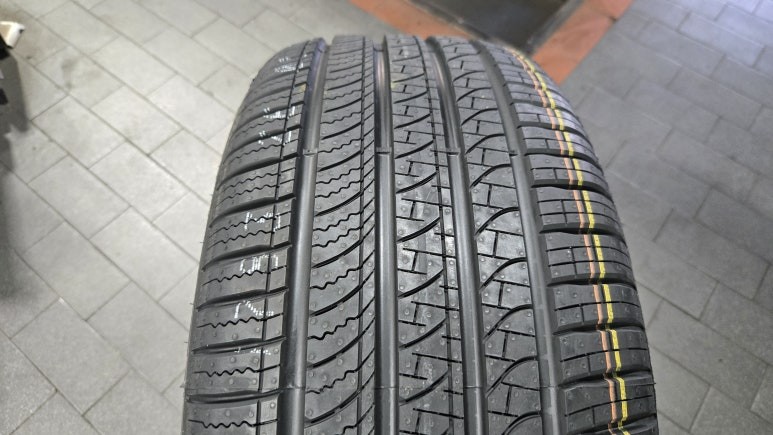 영등포동 제네시스G90 (245/50R18)-긴마일리지, 뛰어난 접지력, 안정성높은 핸들링까지 자랑하는 고성능 순정사계절타이어, 피렐리 피제로 올시즌(GOE) / 서울 구로, 양천, 동작, 관악, 영등포, 부천, 안양