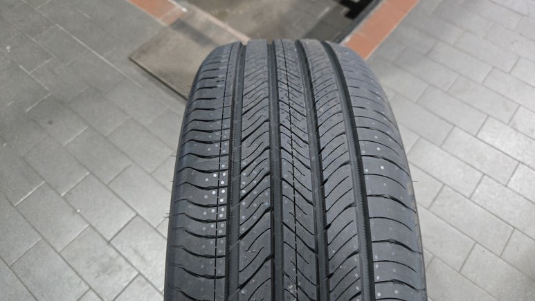 신도림동 미니 쿠퍼S (225/55ZR17)-기존모델보다 정숙성, 승차감을 더욱 극대화한 프리미엄 사계절용 컴포트타이어, 한국타이어 벤투스 에어S / 서울 구로, 양천, 동작, 관악, 영등포, 부천, 안양