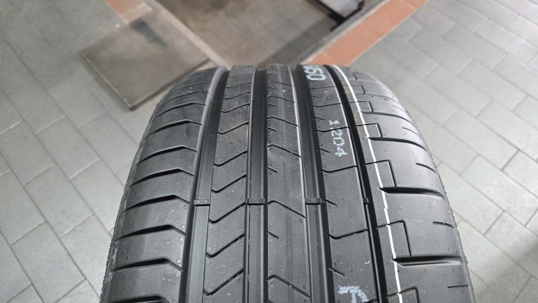광명동 벤츠 S500 (255/35R21)-고속주행 안정성에 특화되어 내구성, 핸들링 응답성, 제동력까지 탁월한 피렐리 피제로 (PZ4) MO-S NCS / 서울 구로, 양천, 동작, 관악, 영등포, 부천, 안양