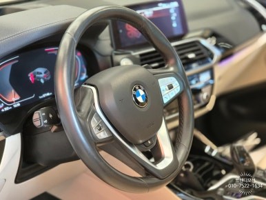 BMW X3 핸들가죽교체+컬러안전벨트 전문가에게 맡기세요~