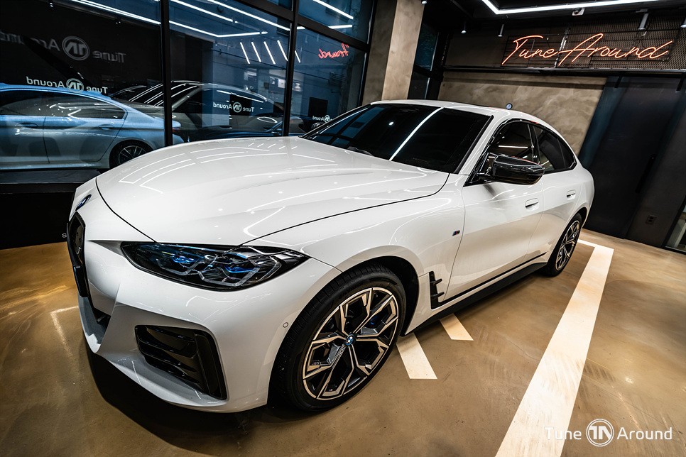 BMW i4 도어라이트 카본사이드미러 크리스탈기어봉