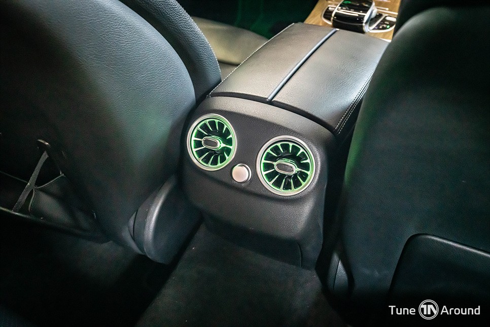 벤츠 송풍구엠비언트 광량업튜닝 W205 C클래스 C300 / 성남,분당,판교