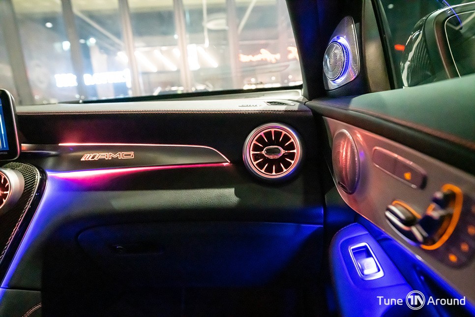 벤츠송풍구 엠비언트 웰컴라이트 카본사이드미러 GLC43AMG / 성남,분당,판교