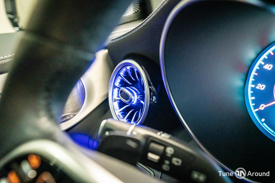 벤츠 GLC300e 송풍구엠비언트 그리고 전동트위터 / 성남,분당,판교