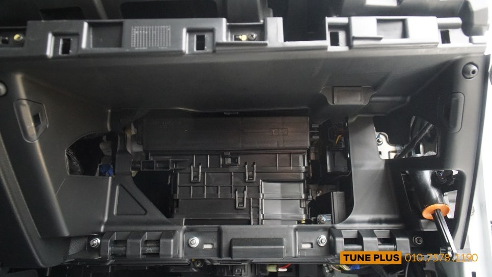 K5 DL3 자동차 다시방 / 글로브박스 LED 조명 등 설치 / 창원 의창구 서상동