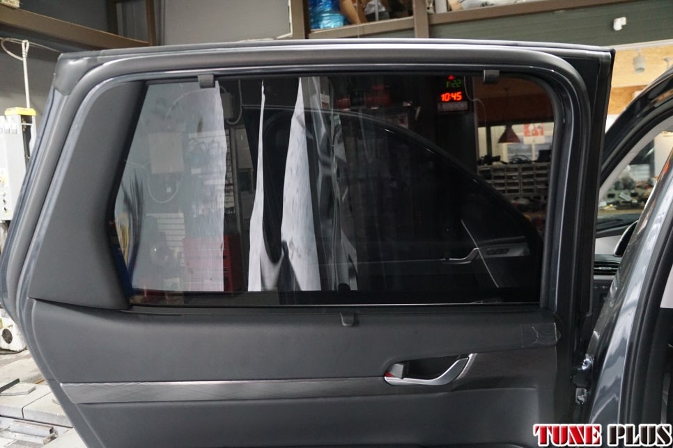 팰리세이드 뒷좌석 수동식 도어커튼 옵션이 없나요? 순정 2열 메뉴얼 커튼 추가 장착 / 창원 의창구 서상동