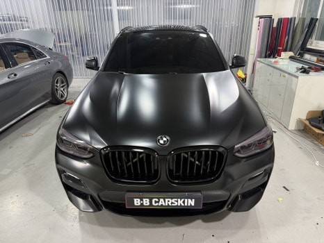 BMW X4 사틴블랙 전체랩핑, 인천 구월동 비비카스킨에서 완성! / 인천 부평구 부개동