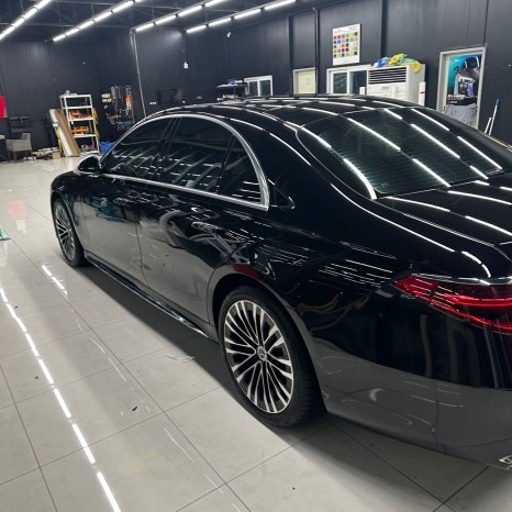 천안/평택/안성/오산/용인/동탄랩핑 벤츠 S400d 사고차량 기존 랩핑 제거 고광택 화이트 전체랩핑 / 평택 도일동