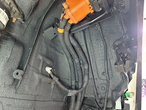 푸조 208e GT 하체 하부 소음 방지 방음 시공! / 부산 진구 양정동