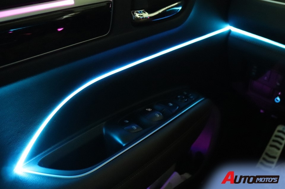 QM6 핸드폰 연동 되는 엠비언트 무드등 튜닝 보고 가세요~ 무조건 !! / 서울 중랑구