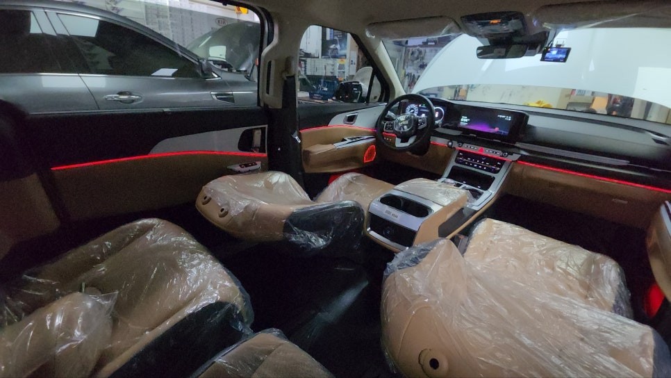 진정멋은 이런것 !! 실내가 아름다워졌습니다.카니발KA4코더스엠비언트 작업 후기 / 서울 중랑구