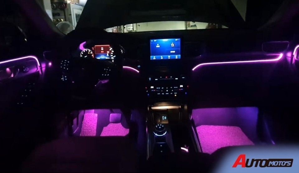 ★자동차튜닝★2020포드익스플로러 엠비언트 무드등[운전석+조수석+도어1열2열+풋등]고급지고 분위기깡패!!너무멋지네요^^[서울튜닝/국산차 수입차튜닝전문점]§§아우토모토스§§ / 서울 중랑구