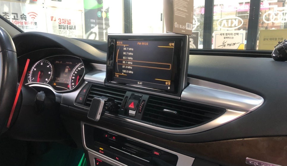 조금은 아쉬운  M2C 200A 인천 네비게이션 A7 설치