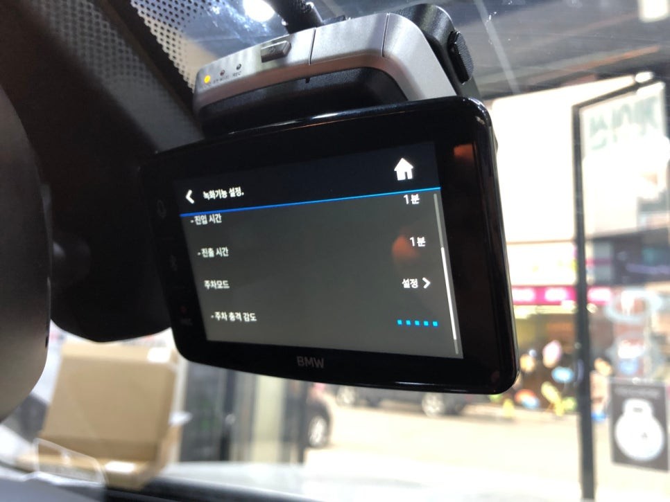 남동구 블랙박스 BMW F10 순정 ACE 3.0 설치