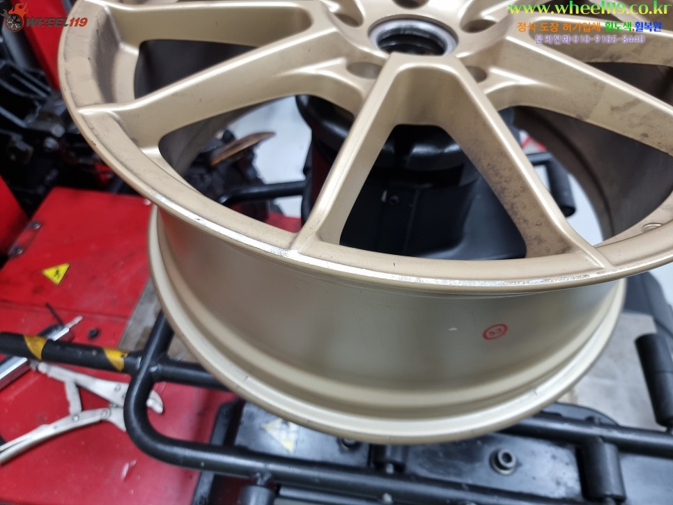 포르쉐 718박스터 휠도색 동작구 휠복원(휠수리) / 포르쉐 / 718 박스터 / 강남 송파 서초