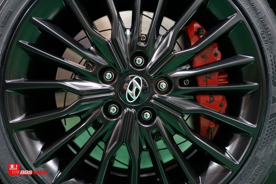 아반떼 18인치휠 멧블랙 휠도색 휠119 / 서울 강남