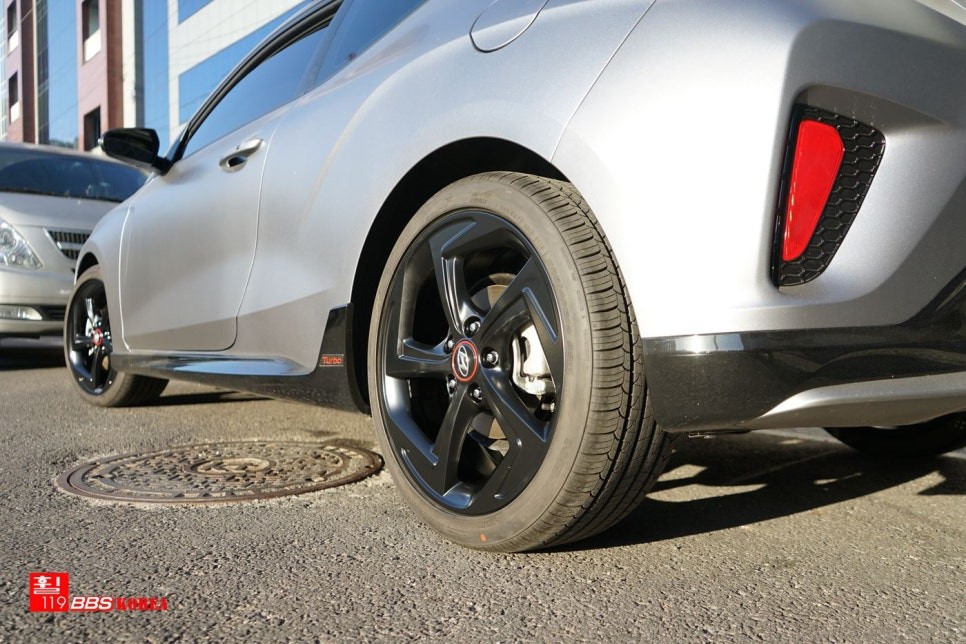 휠도색 벨로스터 18인치휠 반무광 휠119 / 서울 강남