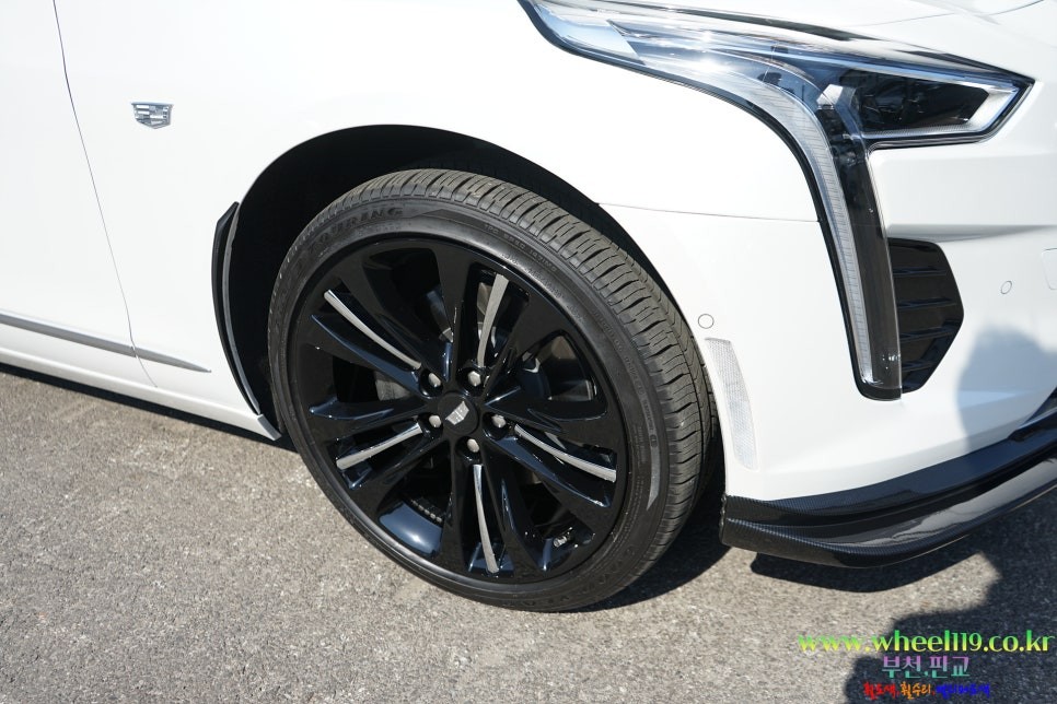 캐딜락 CT6 검정유광 휠도장 휠119 / 서울 강남