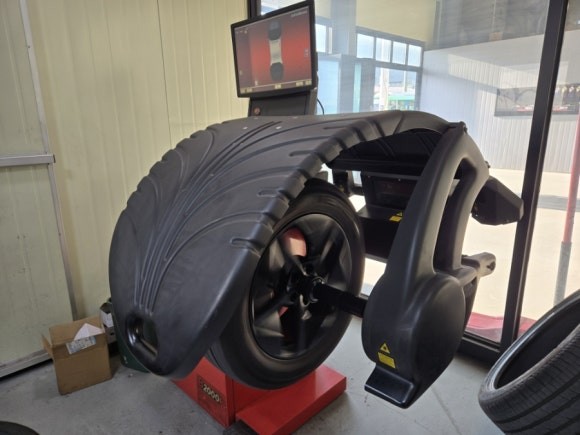 24년형 현대 페이스리프트 투싼 블랙 반무광 휠도색 / 남양주, 구리, 의정부, 서울 노원