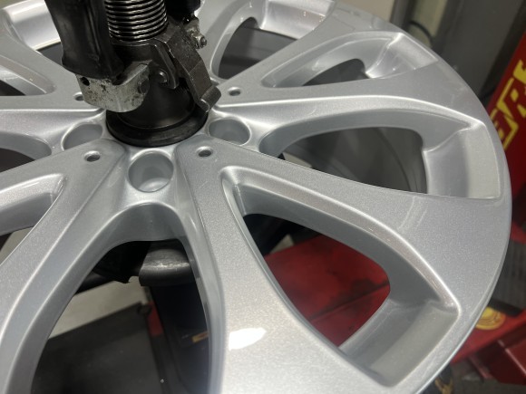 [벤츠 e300 순정 휠 복원 전문 업체 휠스미스] 벤츠 e300 순정 휠 복원 및 휠 도색 작업 후기 / 남양주, 구리, 의정부, 서울 노원