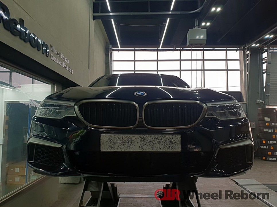 BMW M550D 순정 20인치 블랙유광 분체도장 휠도색 작업후기!!
