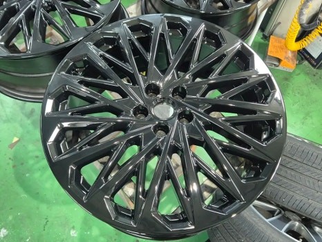 [현대 펠리세이드 21인치 휠 커스텀 도색 - 검정 유광] / 동탄, 오산, 수원, 용인, 화성, 평택