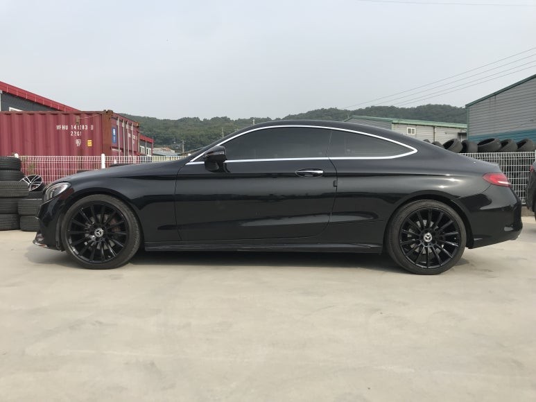 [휠클럽] 일산 파주 휠도색 전문 / C200쿠페 19인치 마차ST휠 블랙유광 휠도색