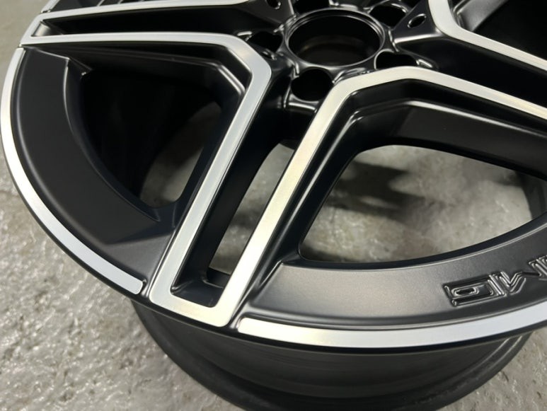 [벤츠 A클래스 A35 AMG 순정 18인치 휠 유광에서 무광으로 변경 경기광주 휠도색 휠복원 휠교체 타이어 휠사무소] 분당 용인 성남 하남 수원