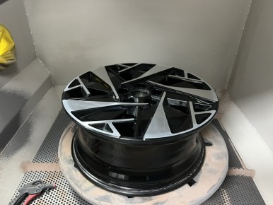 [현대 더 뉴 그랜저ig 하이브리드 17인치 휠 휠복원 경기광주 휠복원 휠도색 휠교체 타이어 휠사무소] 분당 성남 용인 하남 수원 / 광주. 성남, 용인, 수원