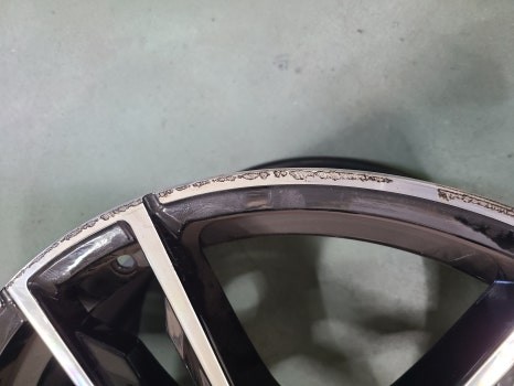 울산 z4 휠복원 휠도색 블랙유광 / 울산 북구, 경남