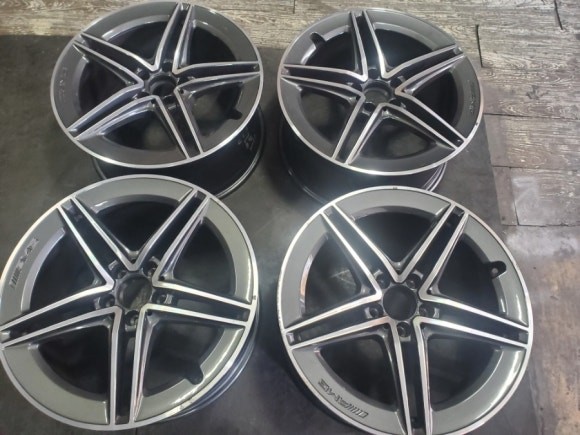 경기남부 / 벤츠 CLA 45AMG 순정휠도색 색상변경 맷블랙 블랙반무광 수원휠수리 수원휠복원 수원휠도색 / 수원 탑동 / 수원.화성