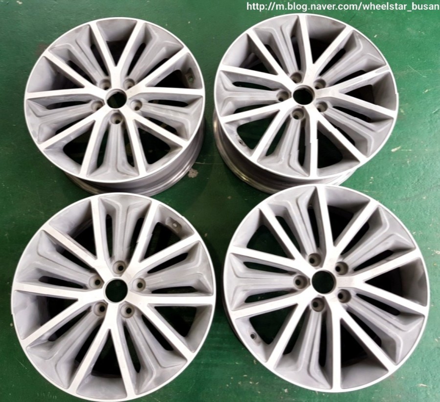 [부산 휠수리][부산 휠복원]현대 투싼18인치 다이아몬드컷팅을 블랙유광 시공 순정휠  휠복원 휠수리 휠도색비용 _wheelstar / 부산 사상 학장동