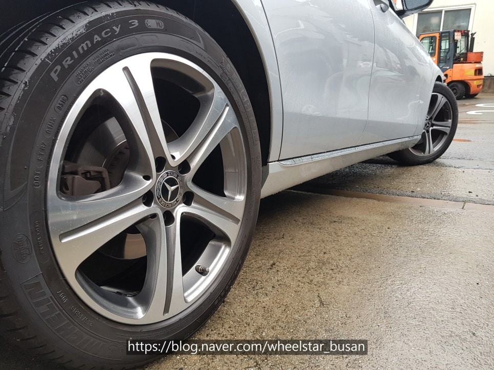 [[부산 휠복원][부산 휠도색]]벤츠E300 W213 18인치 순정휠 다이아몬드컷팅시공 휠복원 휠수리휠도색비용 _wheelstar / 부산 사상 학장동