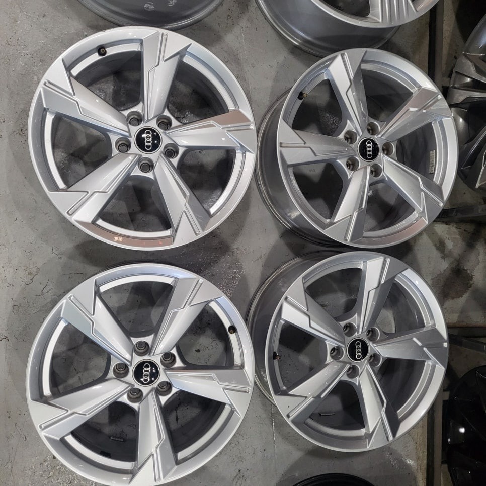 대품+19만원]18인치 아우디 A6 순정 휠[명품휠스토리] / 경기 시흥 | 오늘의카 - 튜닝,정비 시공후기 모음 앱