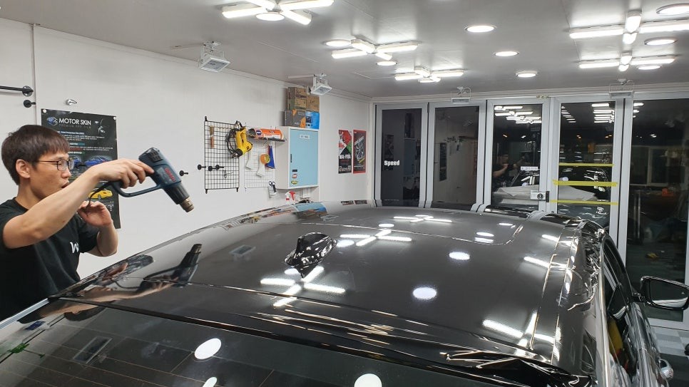 BMW 6GT 루프스킨 시공(에이버리슈프림, 택랩 글로스블랙)신호동 명지 용원 화전동 랩핑 / 부산 강서 신호동
