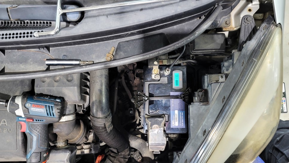 기아 모닝에 설치한 GSP 인산철 시동배터리 42A 입니다. / 용인, 광교, 성남, 판교