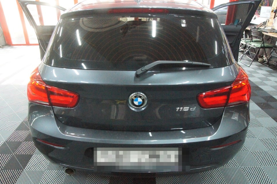 에스튠(아이나비 수원광교점) - BMW F20__ 아이나비 Z9500(와이파이동글,GPS) 2채널 블랙박스 장착