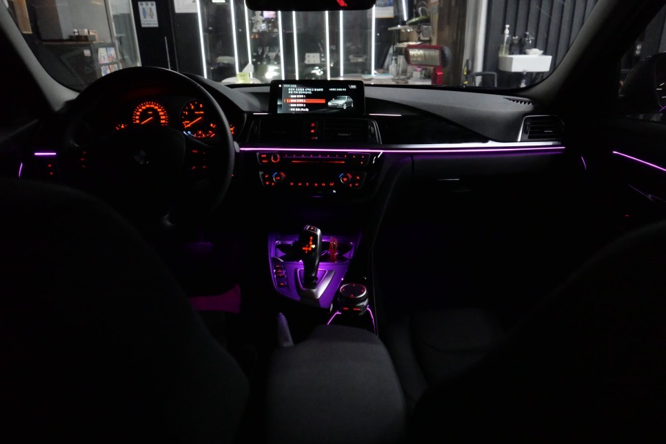 BMW  RGB 비노출 엠비언트 / 카플레이 활성화