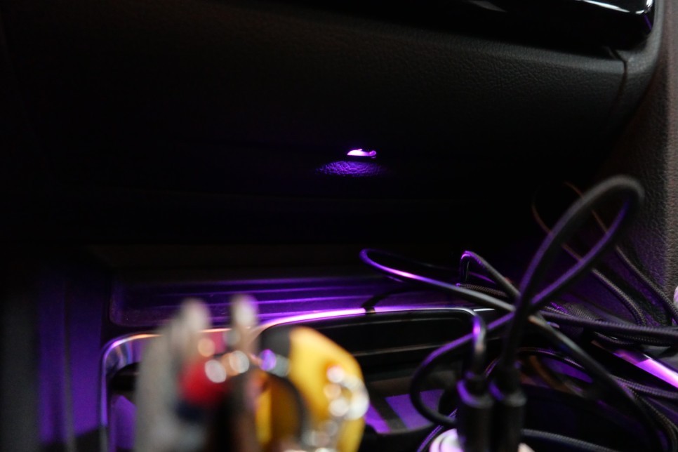 BMW 비노출 RGB엠비언트 + 도어로고라이트 시공 / 수원, 광교, 동탄